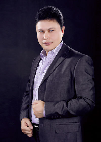 艾尔肯·吐尔逊-阿克苏地区人民广播电台第二届"优秀播音员,主持人","